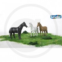 BRUDER - Figurine animaux un Cheval (brun, blanc ou noir)