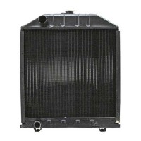 Radiateur pour tracteur Fiat 665x555 mm